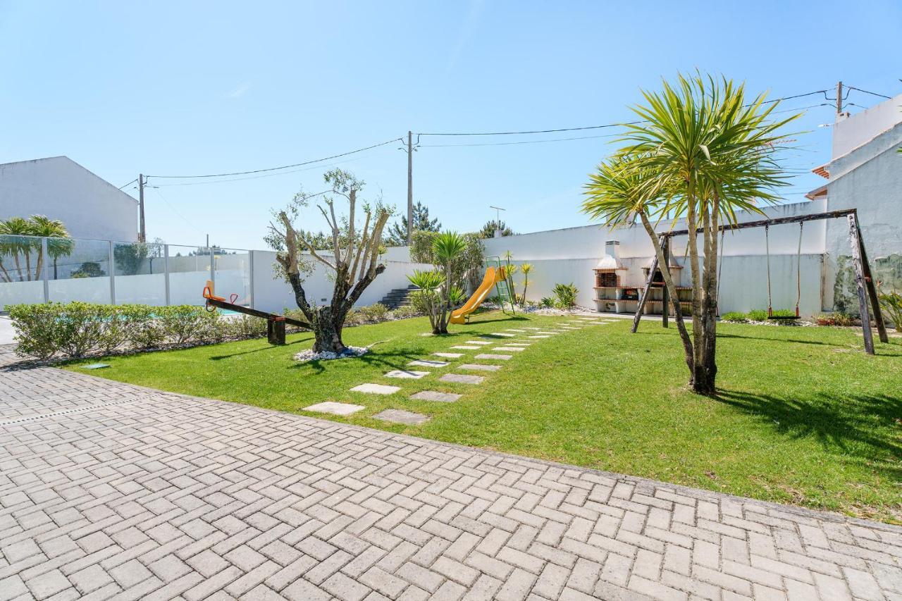 Alohouse Nazare Apartment Exterior photo
